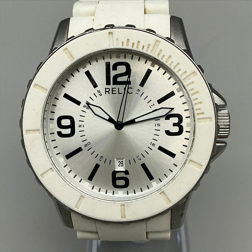 Relic ZR12091 Mens Watch 45mm Silver Dial White Date 50M Sport New Battery 6.5